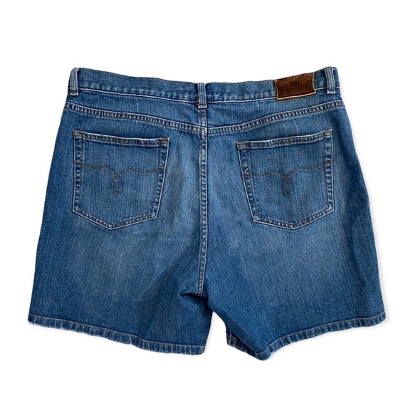 Vintage Lauren Jeans Co. Ralph Lauren Medium Wash High Rise Jean Shorts Size 14P - Picture 4 of 4